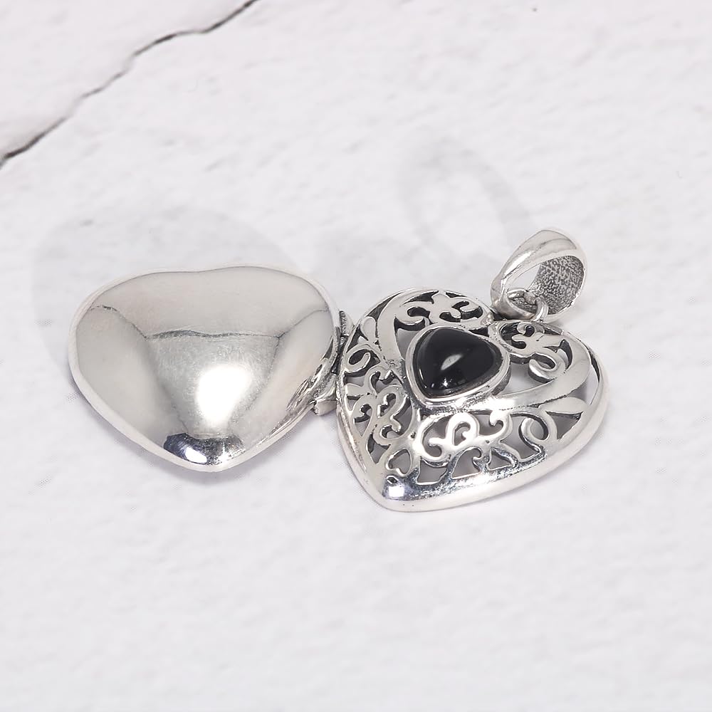 RogJewelry 925 Sterling Silver Antique Heart Shaped Locket Pendant with Natural Agate Photo Lockets that Hold Picture Aromatherapy Jewerly